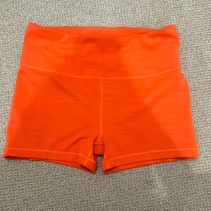Athleta Ultimate 3 shorts